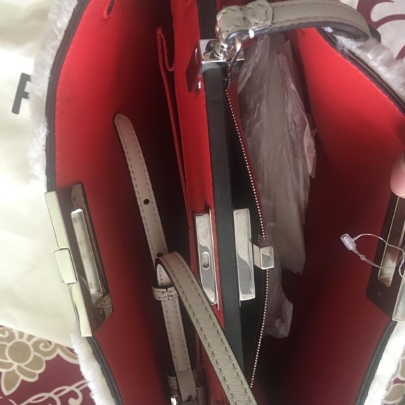 Fendi New Runway Fur Shearling Cross Body Clutch - Picture 5 of 8